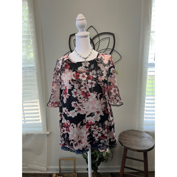 Vince Camuto Tops - Vince Camuto Floral Chiffon Blouse M Black Pink Sheer Bell Sleeve Layered Top